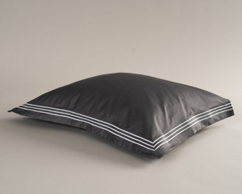 Bedford grå/vit örngott i gruppen Sängkläder / Örngott hos Grand Design (bedfordorn)