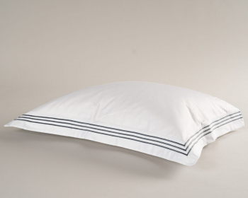Bedford vit/grå örngott i gruppen Sängkläder / Örngott hos Grand Design (bedfordvitgra)